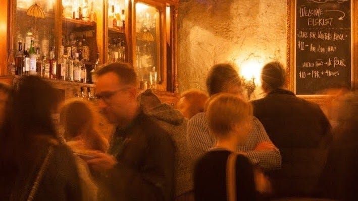 The Black List Wants You to Host a Screenwriters Happy Hour in Your Town