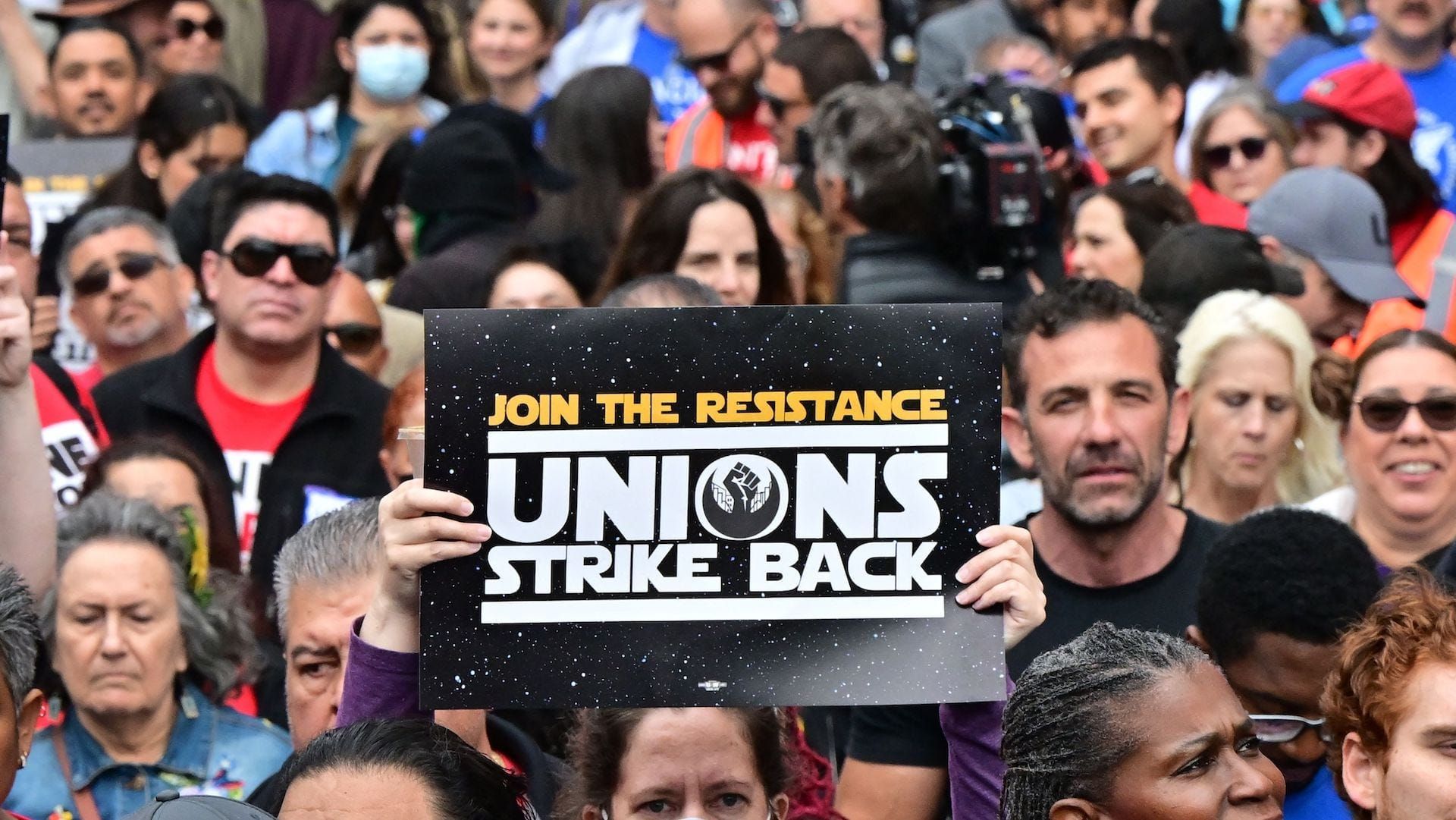 SAG-AFTRA & AMPTP Extend Contract To July 12