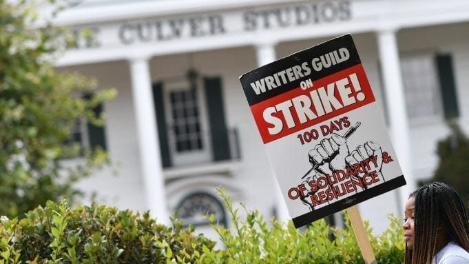 WGA & AMPTP To Resume Bargaining