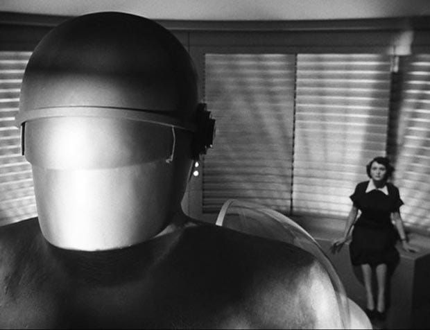 Daily Dialogue theme next week: Alien Invasion