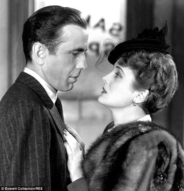 Daily Dialogue theme for next week: Femme Fatale