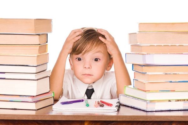 Reader Question: Are there specific ways to simplify and focus a story?