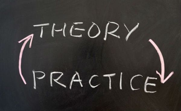 A Comprehensive Approach to Screenwriting Theory