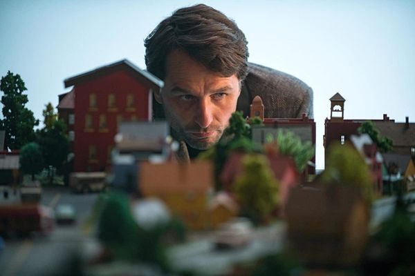 Script Analysis: “A Beautiful Day in the Neighborhood” —Scene-By-Scene Breakdown