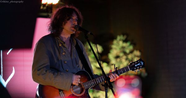 Barnes Courtney: Unplugged Solo Session Live in Toronto [Gallery]