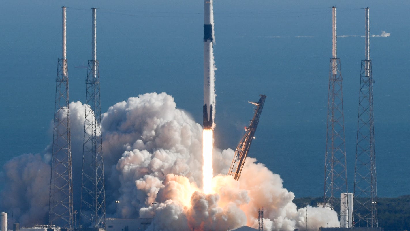 🛰 SpaceX launches Starlink Satellite Constellation, breaks Record for Falcon 9 re-use
