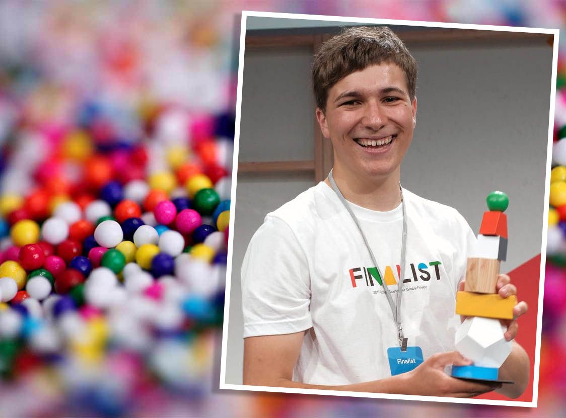 🥇 Young scientist wins Google Science Fair - his method removes eighty seven percent of microplastics from our water