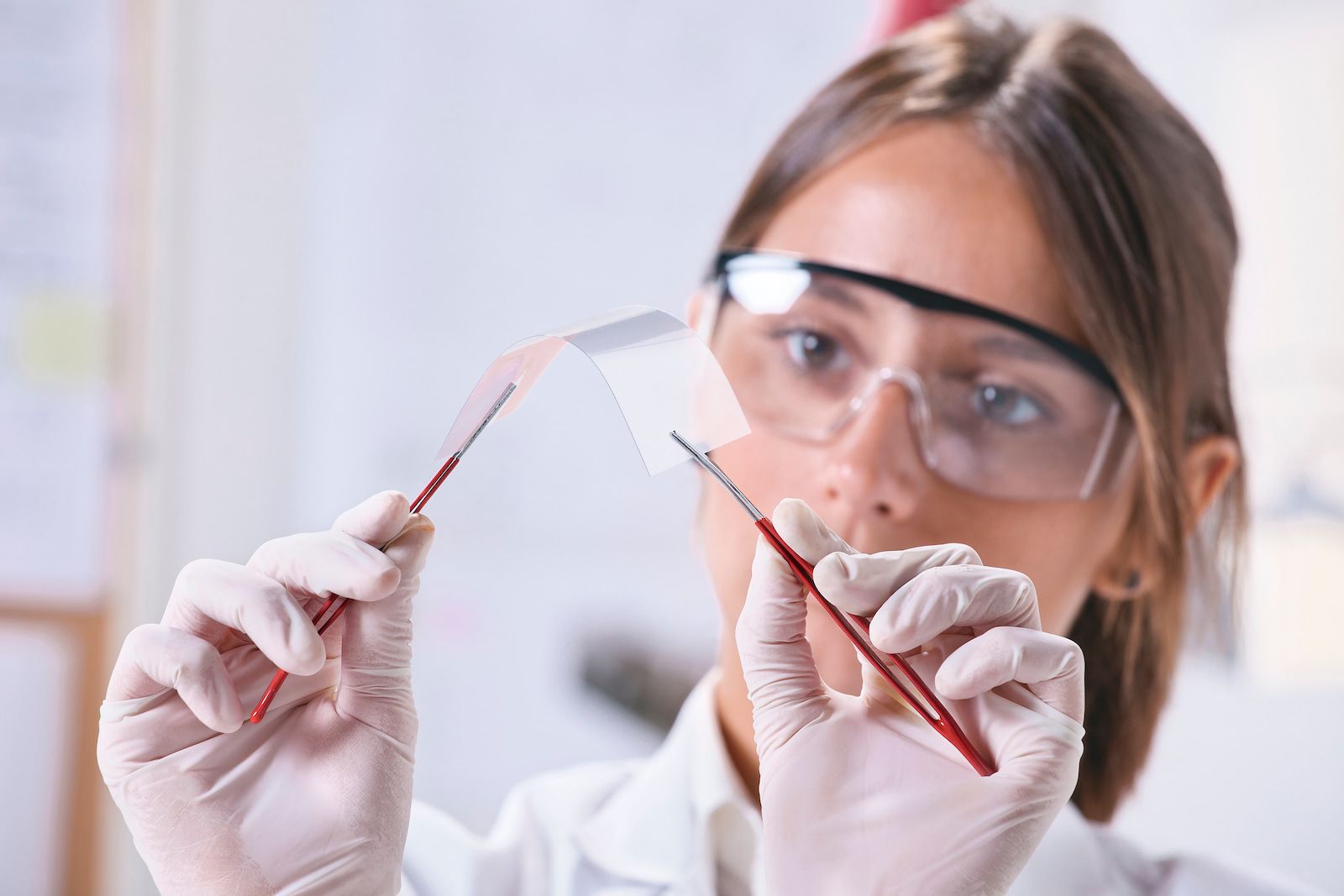 🥇 Graphene just broke another physics record