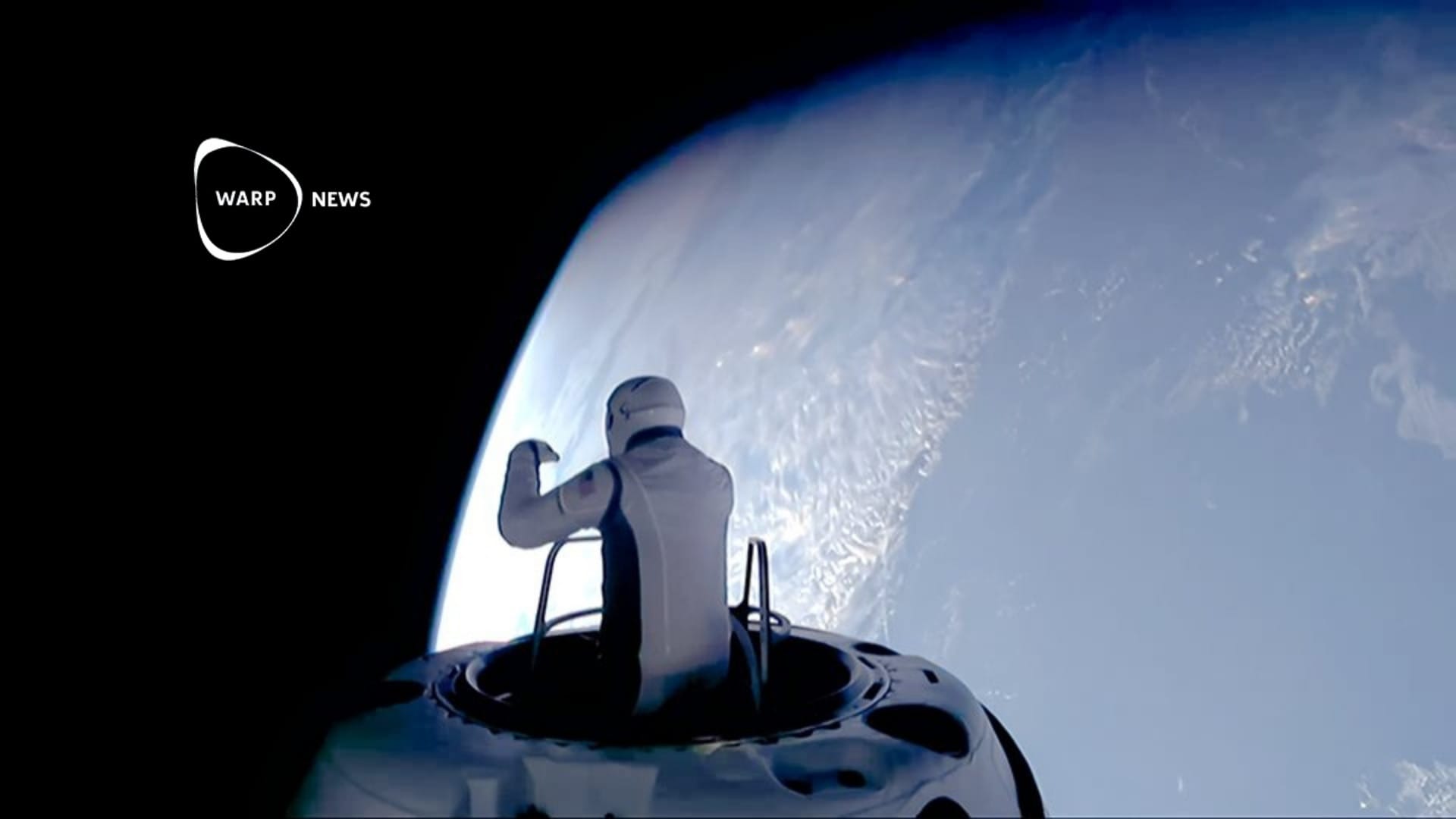 👩‍🚀 First private spacewalk conducted by SpaceX
