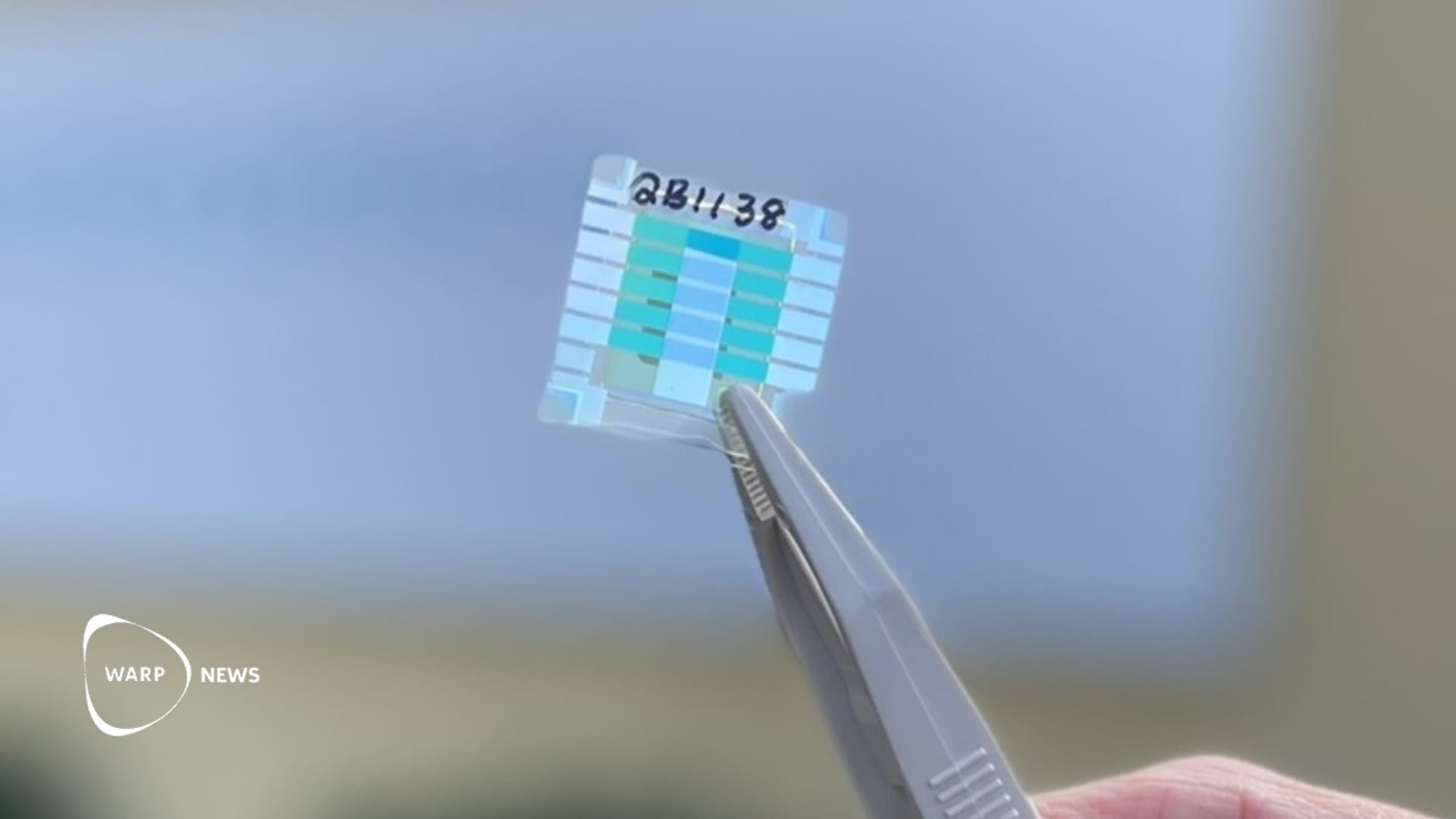 🔋 World's first quantum battery charges faster the larger it gets