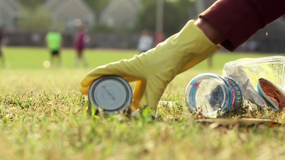 People consume less meat and bottled drinks over growing environmental concerns