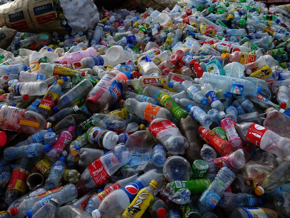 ♳ French startup can recycle any old plastic and turn it into virgin plastic again