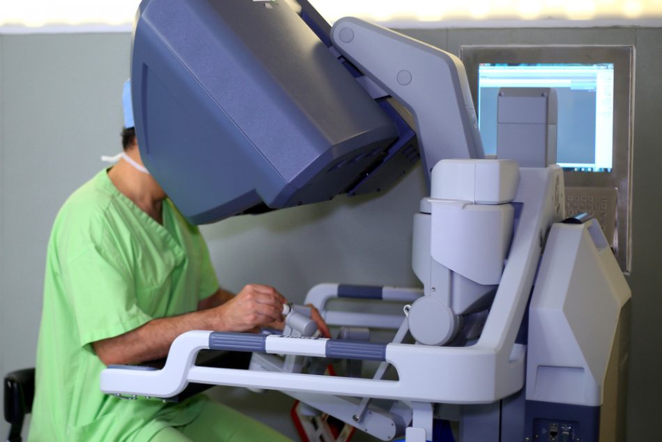 Surgeon successfully conducts world’s first remote heart surgery