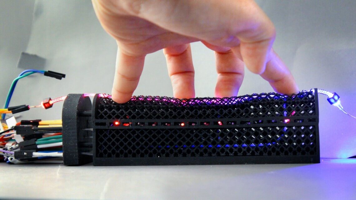 This Light-based Nervous System Helps Robots ‘Feel’