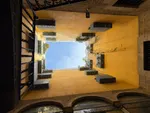Das schöne Bild: In einem Hinterhof von Barcelona, Spanien