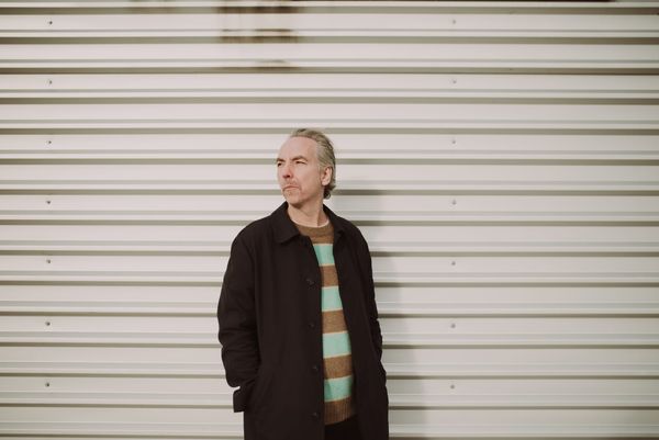 Die Schönheit des Normalen: Olli Schulz und die Alltagsgeschichten vom Rand der Zeit