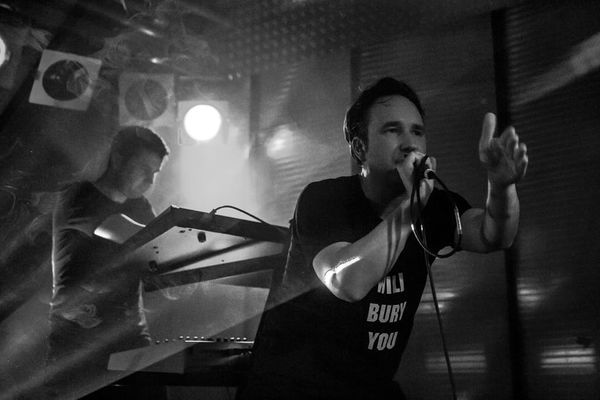 Stürmischer Abschied: Iris und Seabound live am 13. April 2014 in der Meier Music Hall in Braunschweig