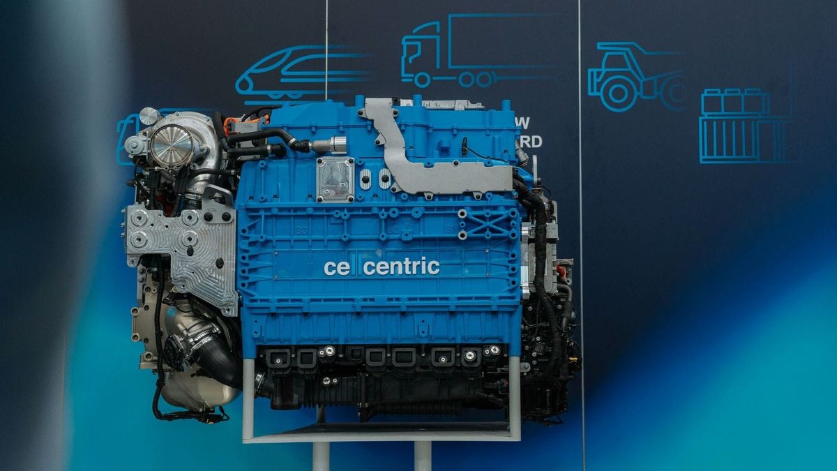 cellcentric's new fuel cell makes 500 hp and fits a diesel engine bay