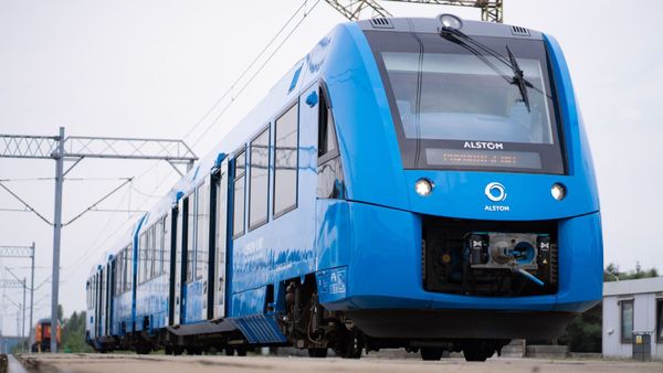 Alstom brings hydrogen fuel cell production in-house after Cummins retreat