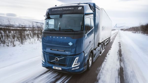 Volvo's FH hydrogen combustion engined heavy duty truck