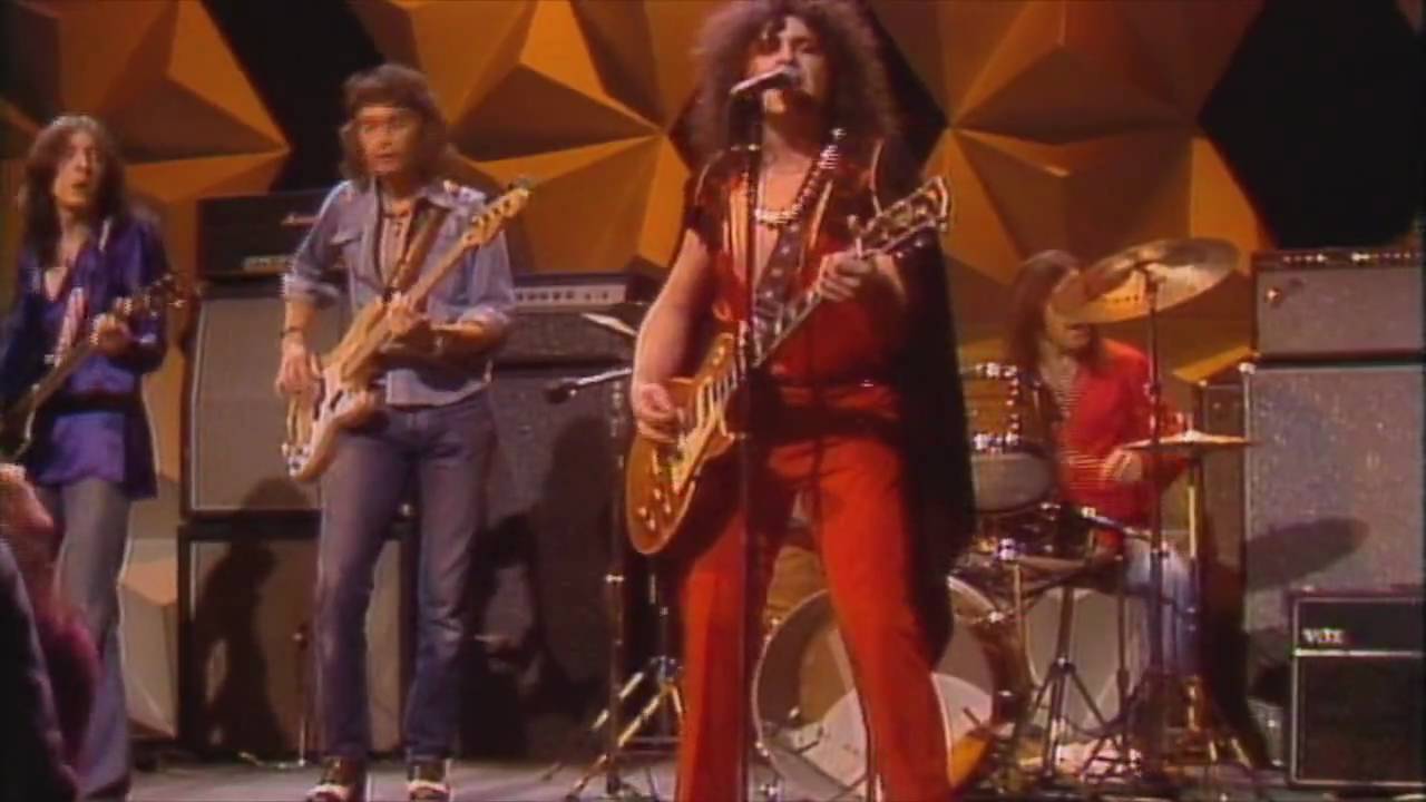T. Rex performs Bang a Gong