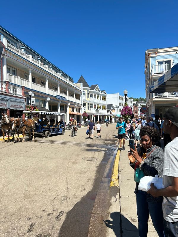 Mackinac Island - A visit back to 1800's