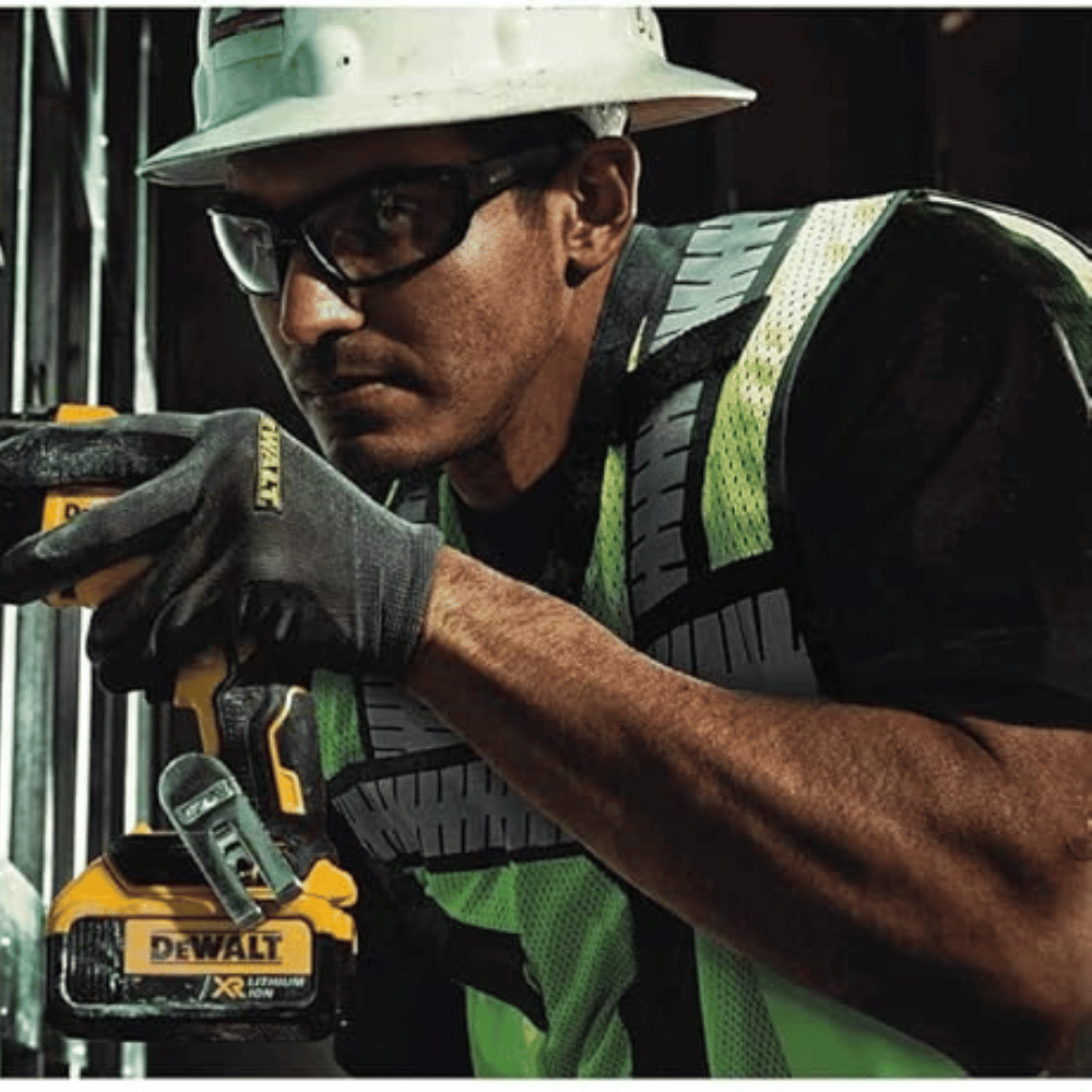 Dewalt Class 2 Safety Vest