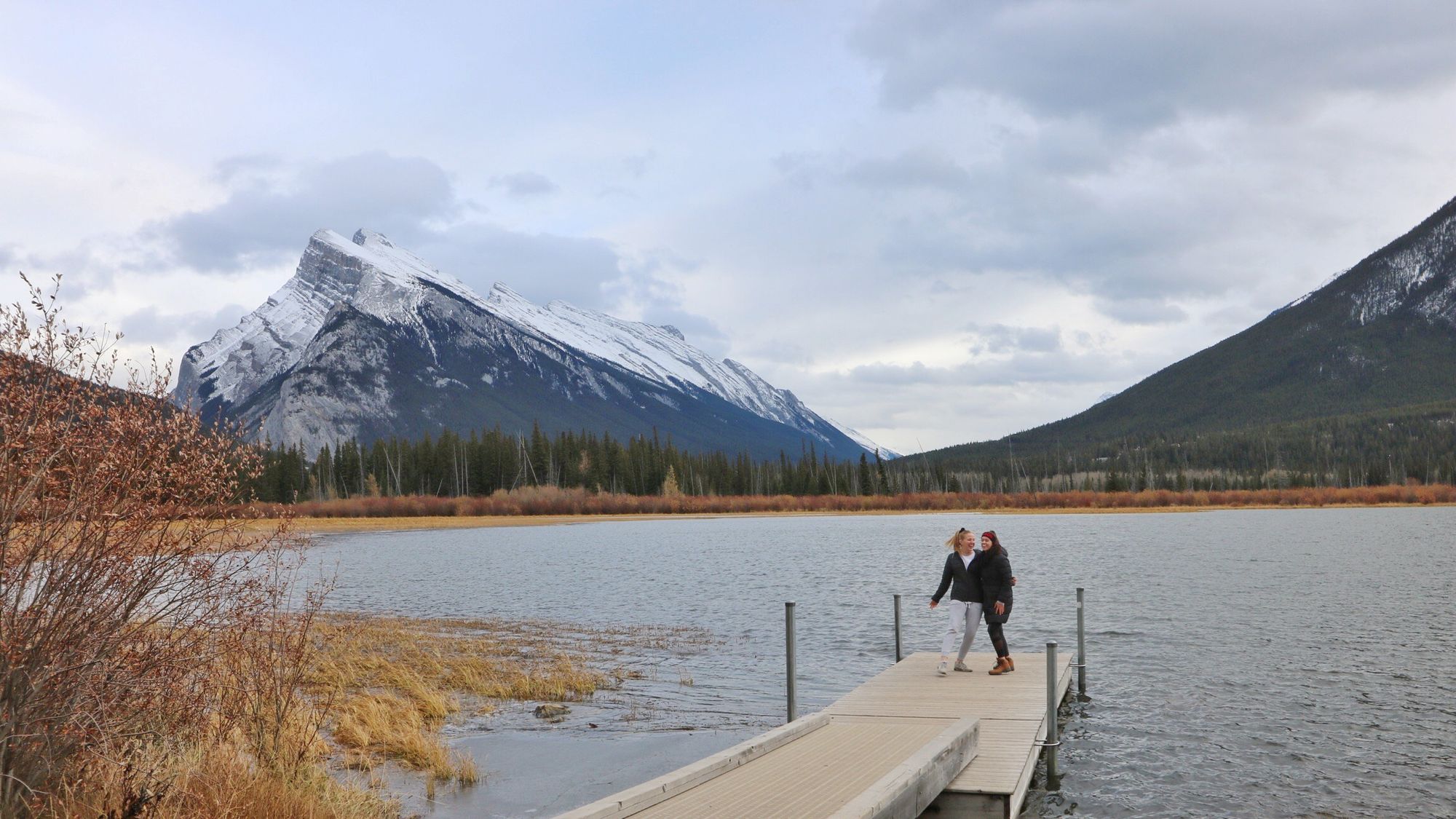 How to turn a "time filler before university" into a multi-year whirlwind adventure! With Global Traveller Remee A.