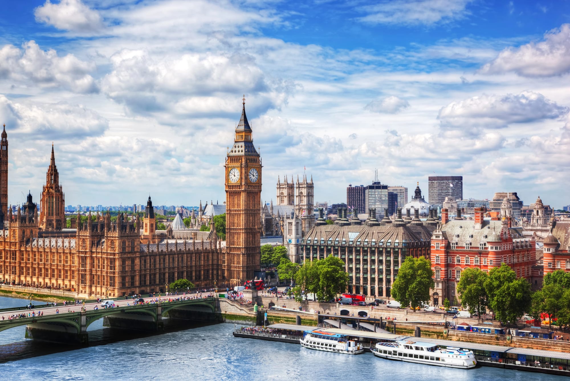 UK's Working Holiday Visa - The Complete Guide