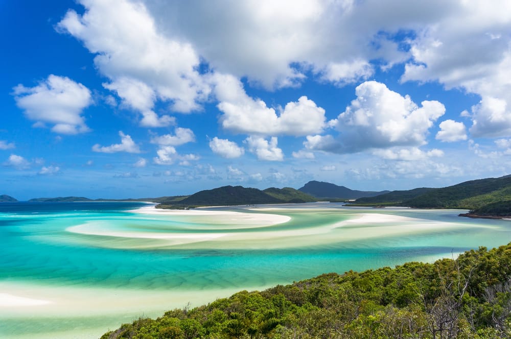 Australia’s Tropical Island Escapes: Beaches and Work Opportunities