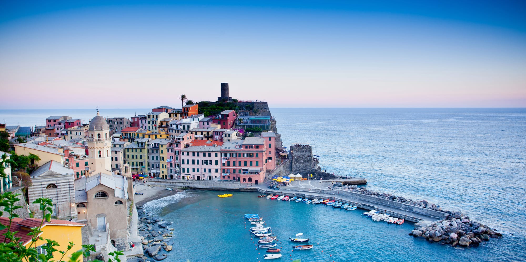 How to get a job in Italy as a foreigner - Our complete guide