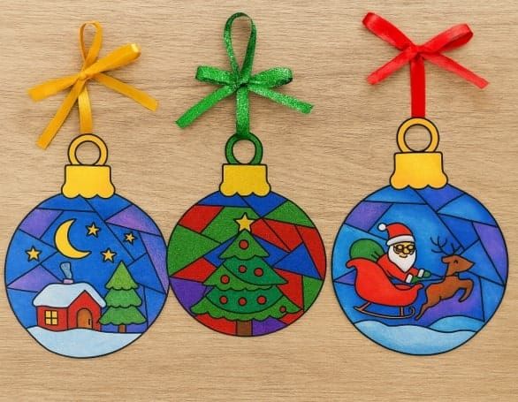 Easy and Colorful Christmas Ornaments for Kids