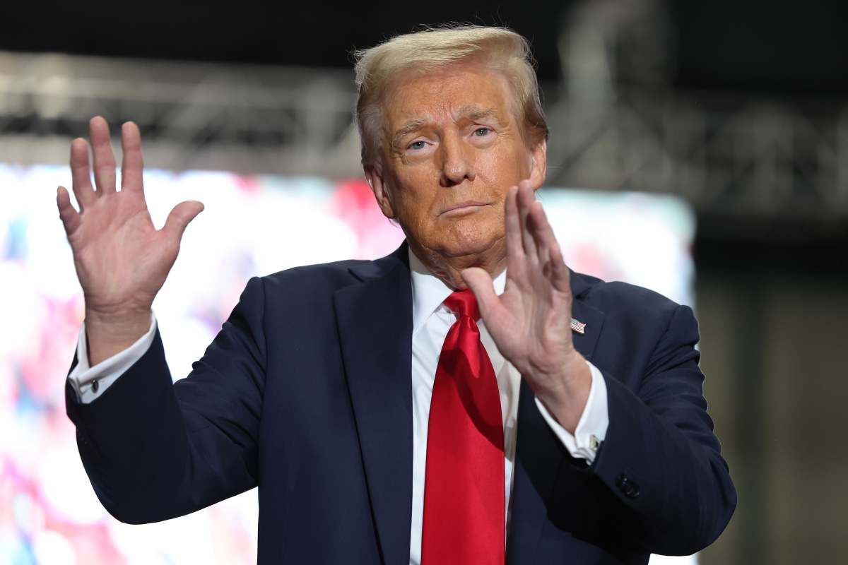 Epstein Files Reveal Trump Has The Largest Penis of All Time