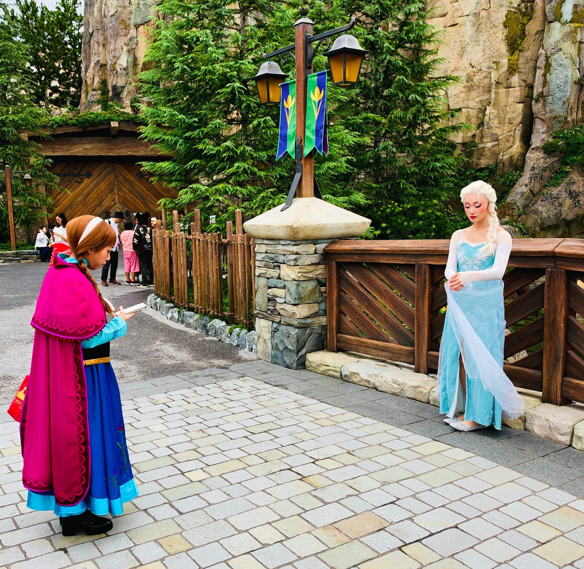 What it’s like to visit Tokyo DisneySea