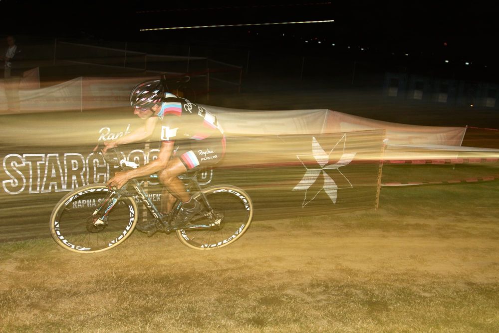 Lael's ride around *the globe*