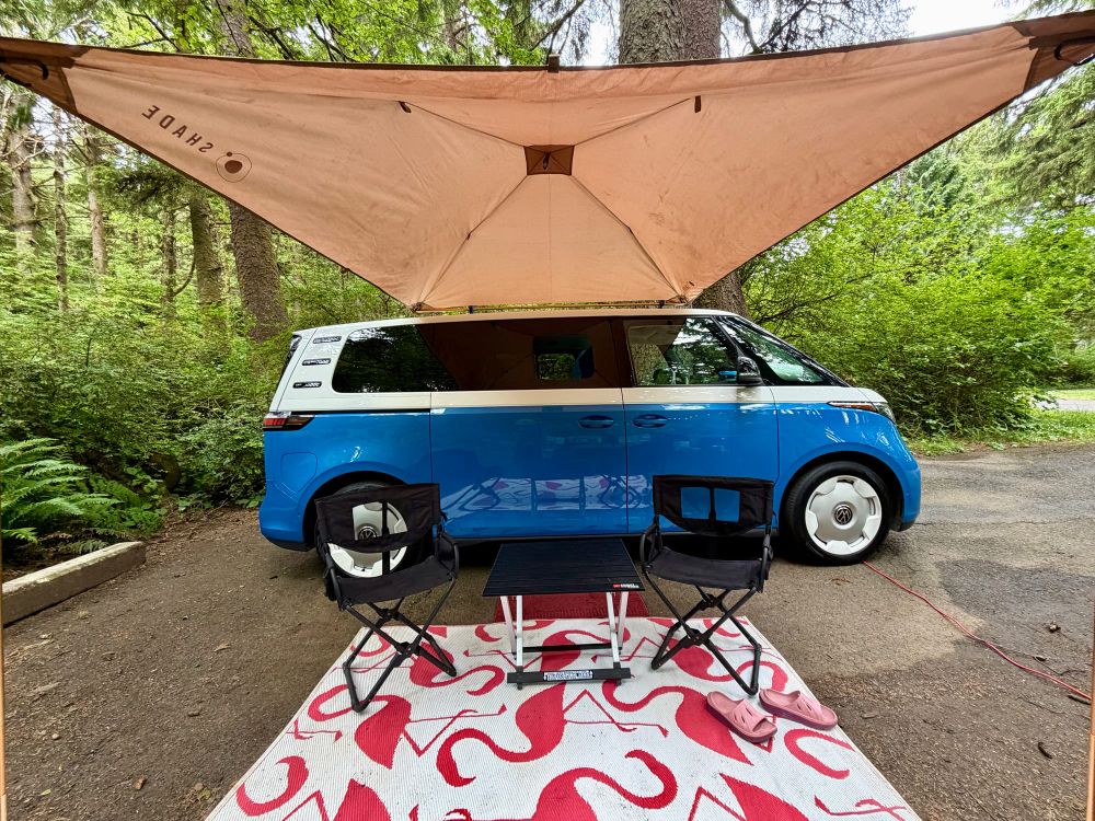 EV camping at the coast