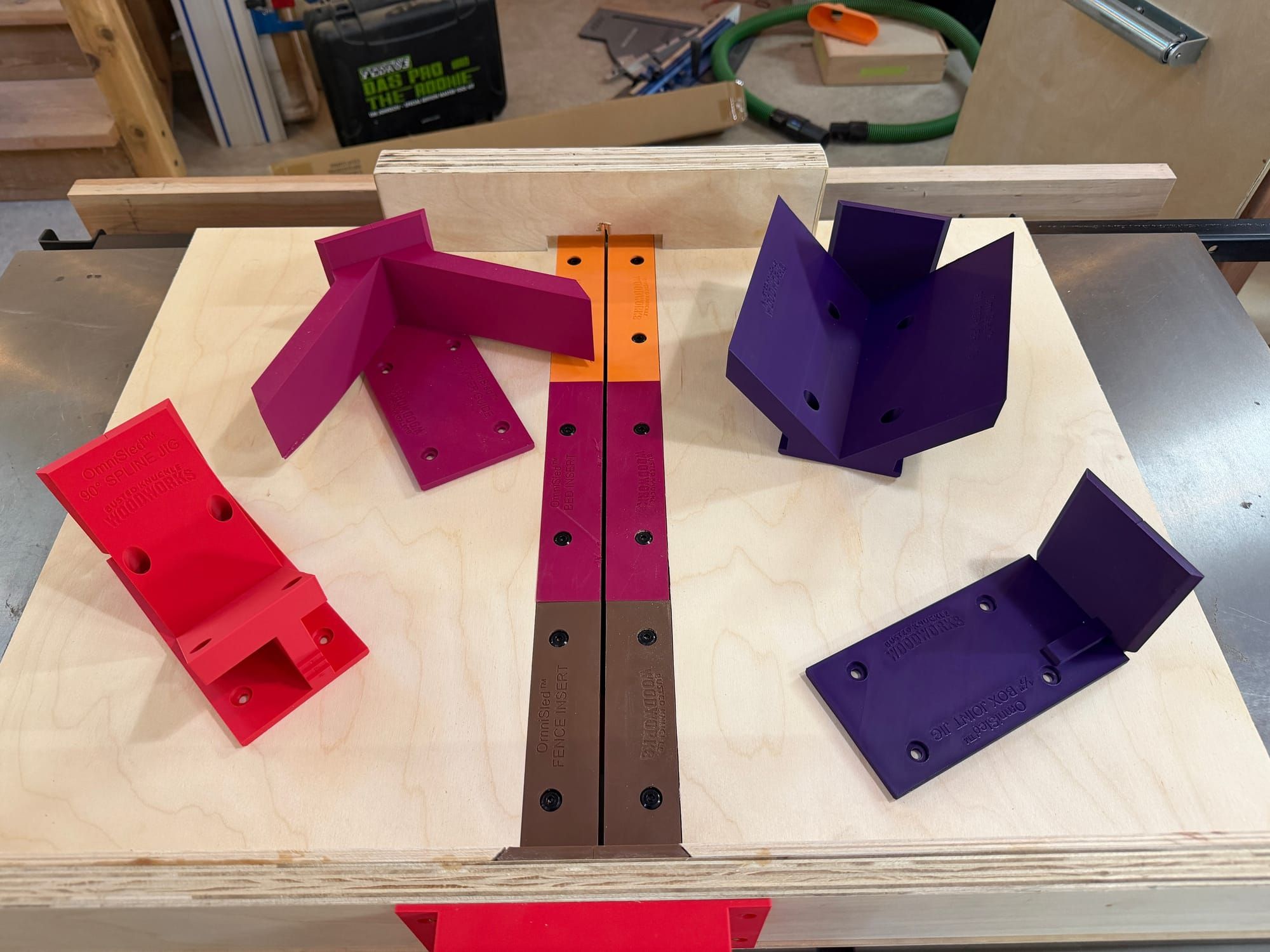 A perfect mix of 3D printing and woodworking