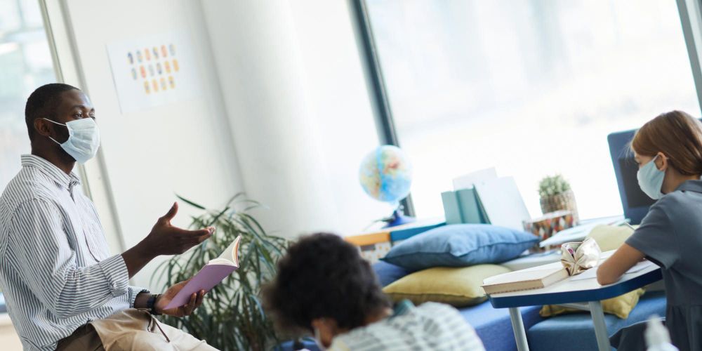 A diverse education benefits from inclusive history / iStock