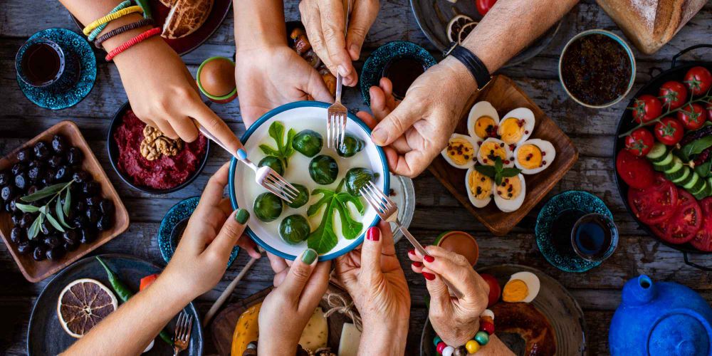 A planetary diet of sustainable food improves personal and environmental health / iStock