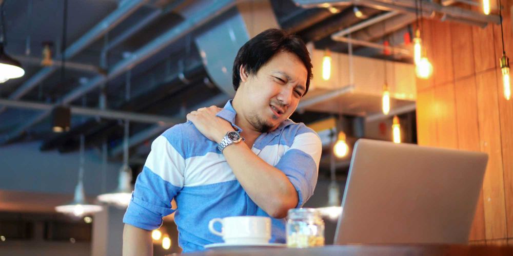 Ergonomics benefits productivity and employee well-being / iStock