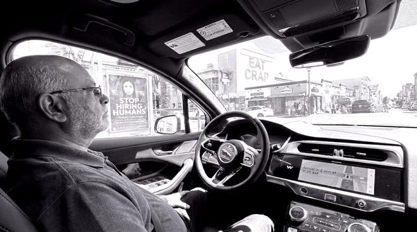 Stop Hiring Humans: Is the Global Order Collapsing ?