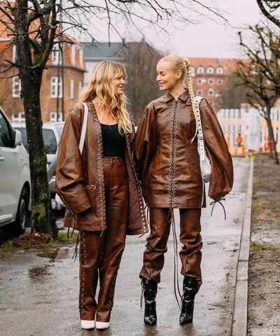 How To Talk To Your Friends About Sustainable Fashion