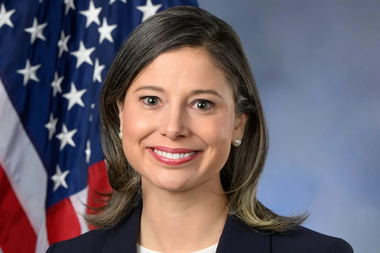 Goodlander, Flood lead bipartisan bill to speed up affordable housing development