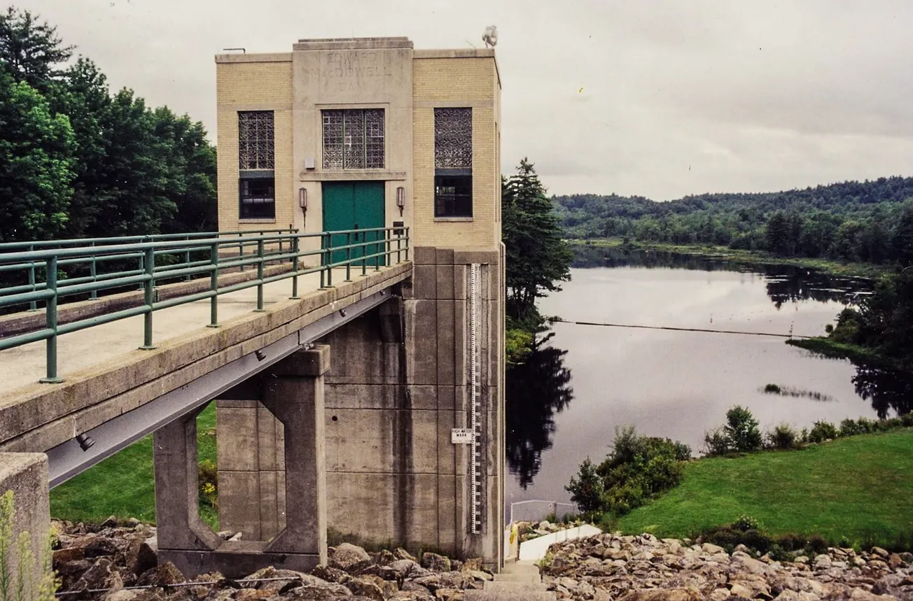 Goodlander introduces bipartisan, bicameral effort to accelerate hydropower production and lower energy costs