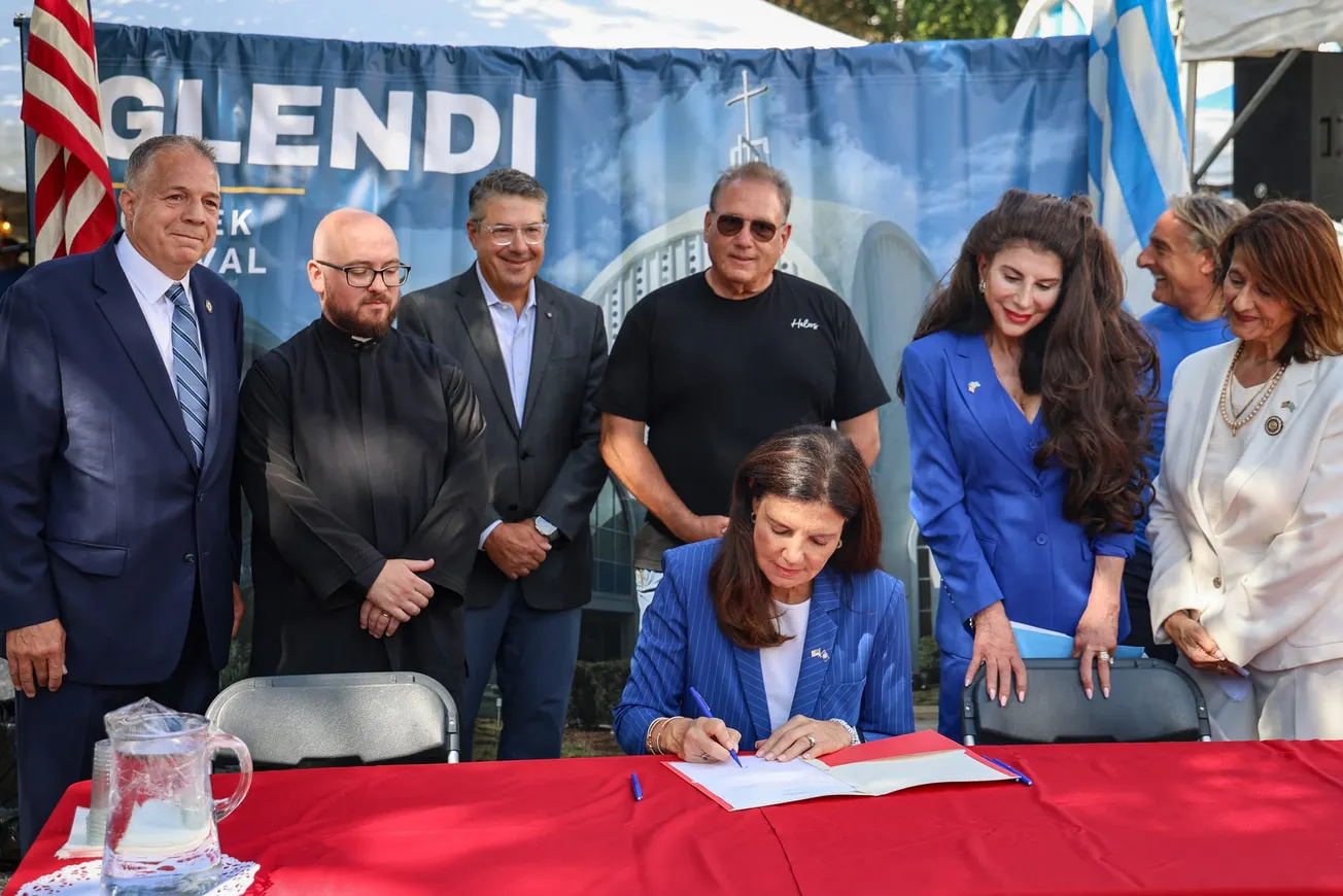 Governor Ayotte Celebrates New Hampshire-Greece Trade Council at Glendi