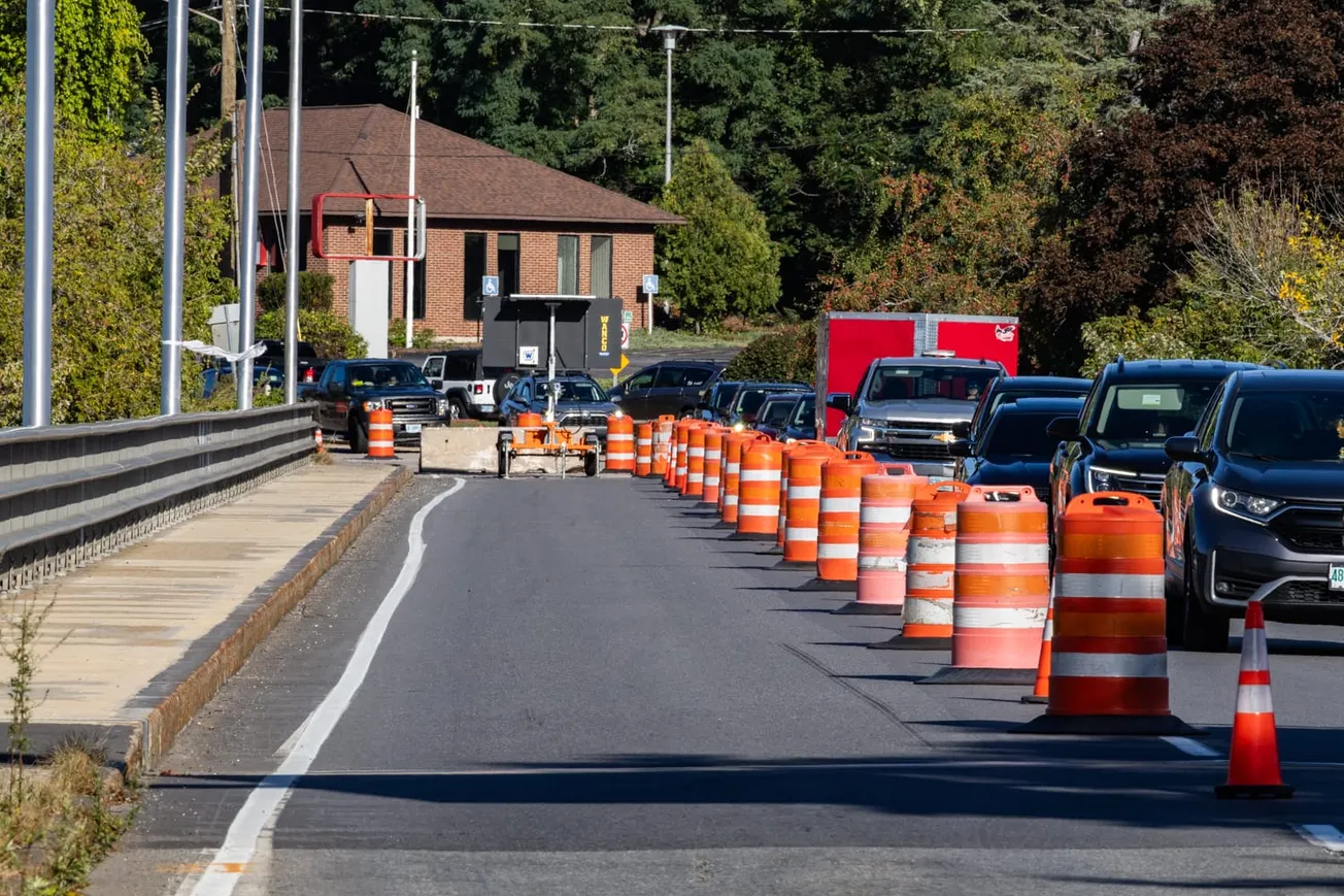 Hudson closes bridge lane after inspectors find cracked girder