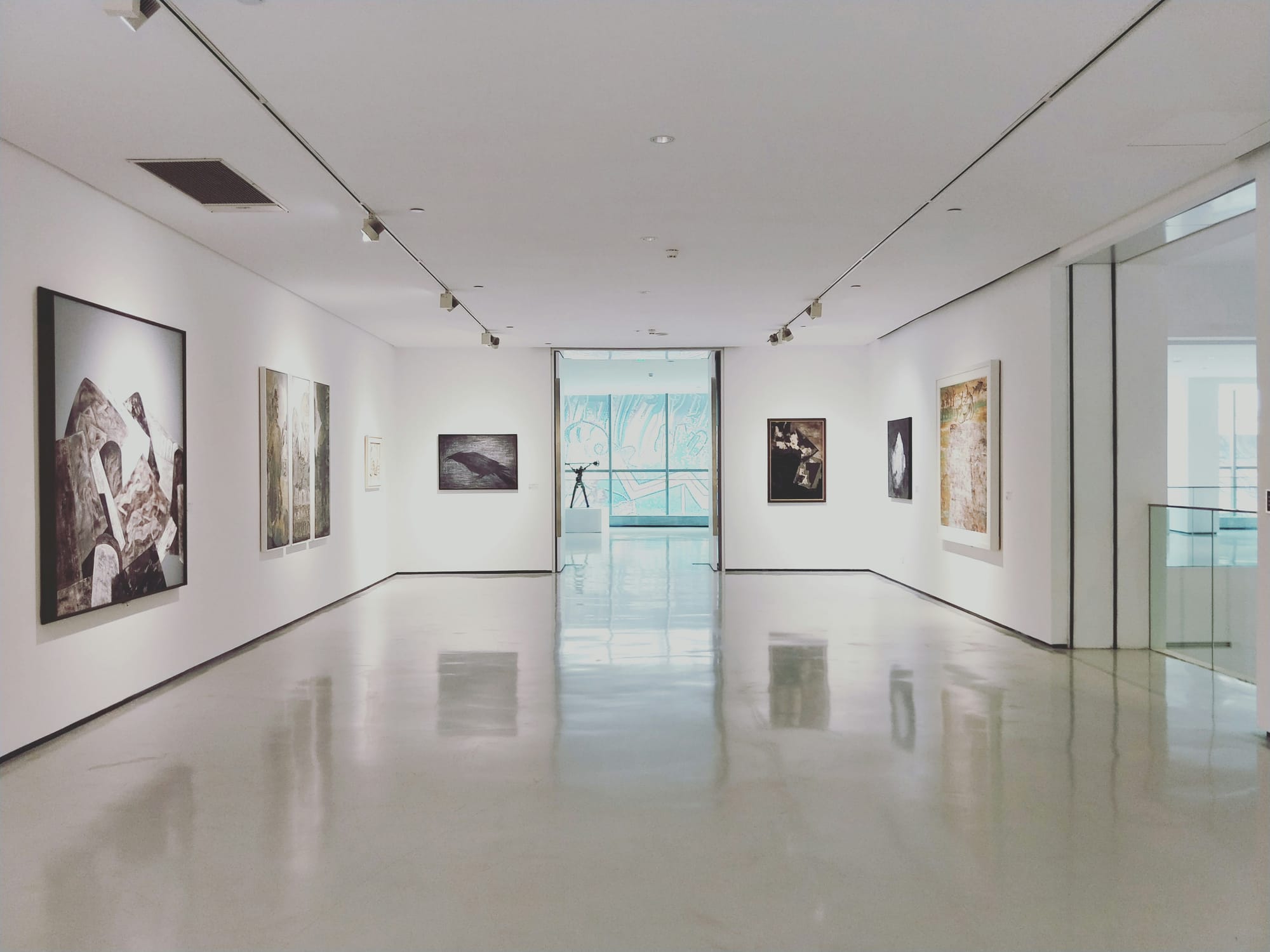 Art and Interpretation — How Explanation Shapes the Encounter
