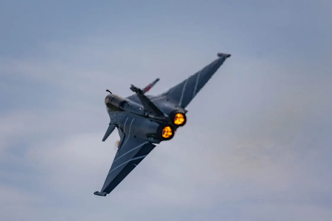 Strategic Sovereignty- How France Built an Independent Military