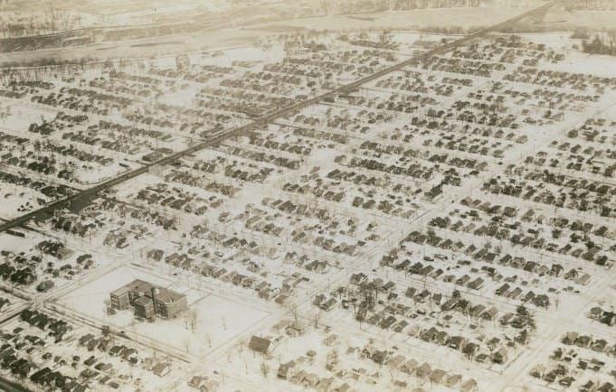 🏘️ The case of the missing alley