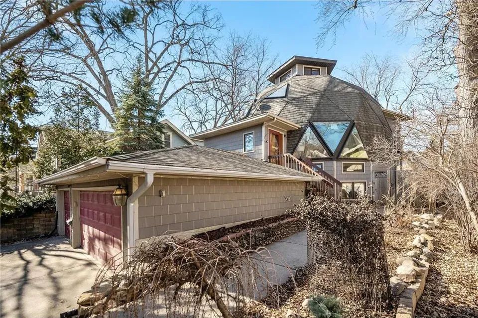 🍦 Weekly Whatevers: DQ's open, dome home for sale, LoLa artists on display
